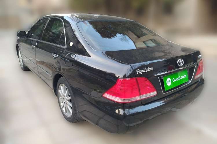 Used Toyota Crown 2007 3.0L Royal Saloon Stylish Navigation Rear Left 45 Deg