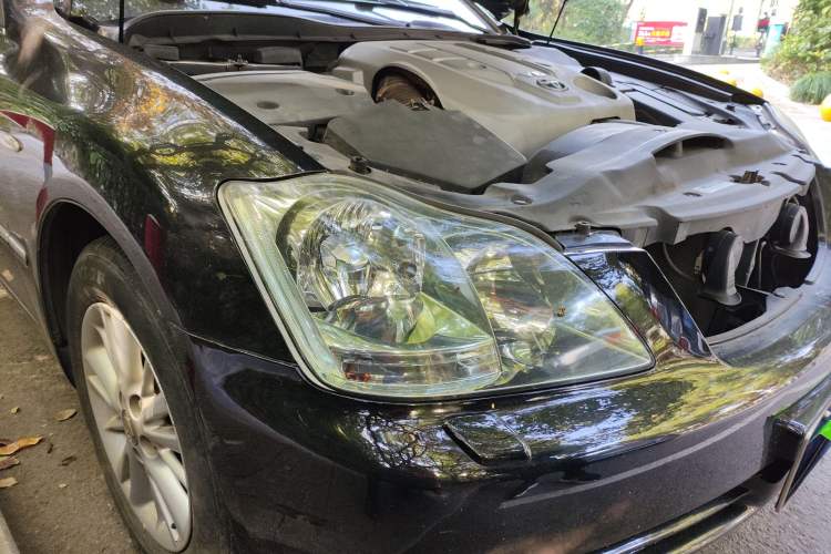 Used Toyota Crown 2007 2.5L Royal Special Edition Right Front Headlight