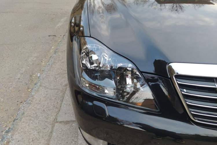 Used Toyota Crown 2007 3.0L Royal Saloon Stylish Navigation Right Front Headlight