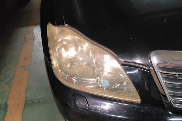 Used Toyota Crown 2007 2.5L Royal Special Edition Right Front Headlight