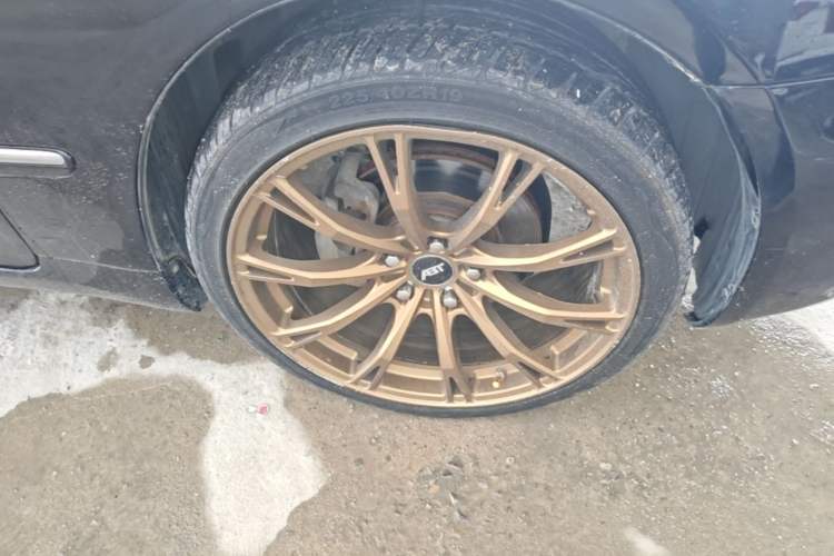 Used Toyota Crown 2007 2.5L Royal Genuine Leather Edition Right Front Wheel Hub
