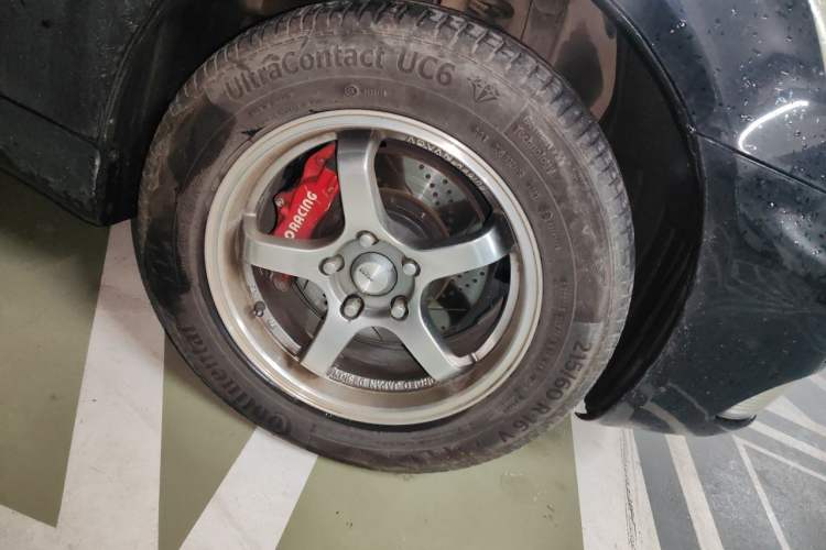 Used Toyota Crown 2007 2.5L Royal Special Edition Right Front Wheel Hub