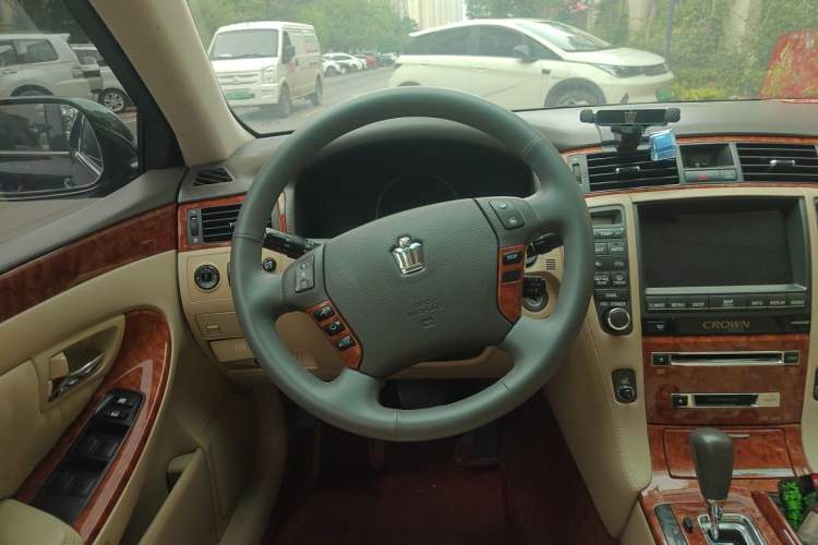 Used Toyota Crown 2007 2.5L Royal Navigation Edition Steering Wheel