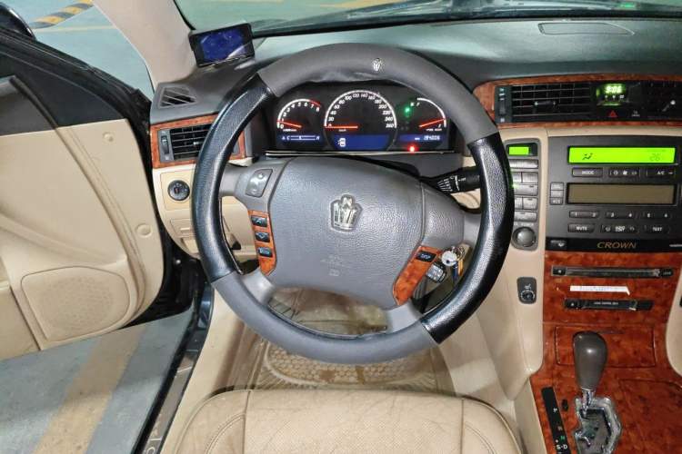 Used Toyota Crown 2007 2.5L Royal Special Edition Steering Wheel