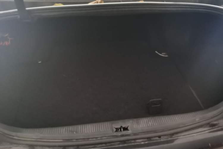 Used Toyota Crown 2007 2.5L Royal Special Edition Trunk
