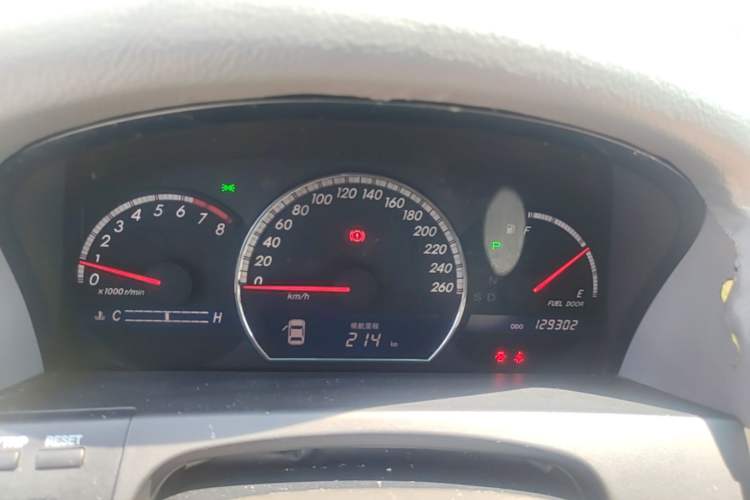Used Toyota Crown 2007 2.5L Royal Special Edition Instrument Cluster