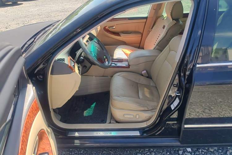 Used Toyota Crown 2007 2.5L Royal Special Edition Left Front Seat