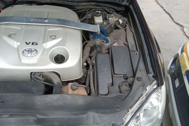 Used Toyota Crown 2007 2.5L Royal Genuine Leather Edition Engine Bay Left