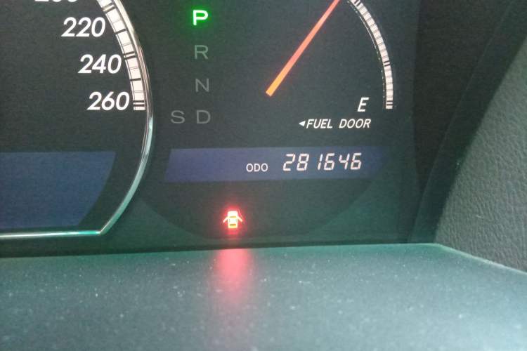 Used Toyota Crown 2007 2.5L Royal Genuine Leather Edition Odometer Close Up