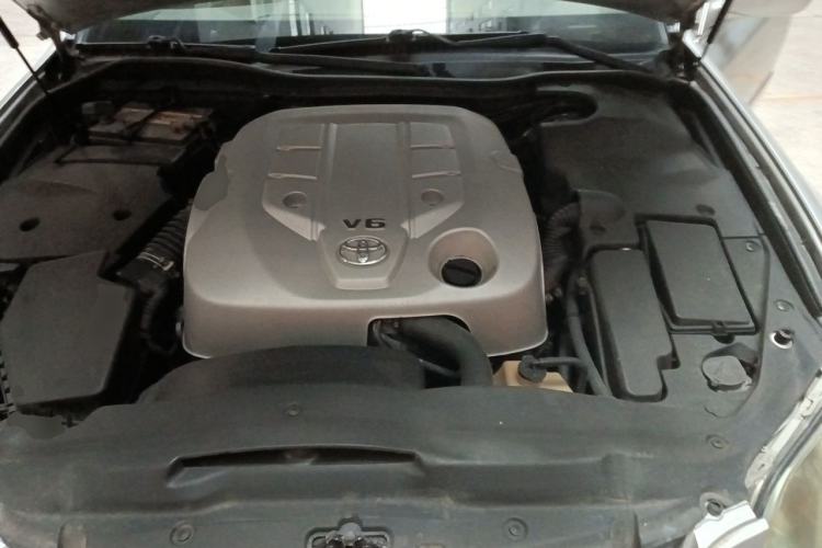 Used Toyota Crown 2007 2.5L Royal Genuine Leather Edition Engine Bay