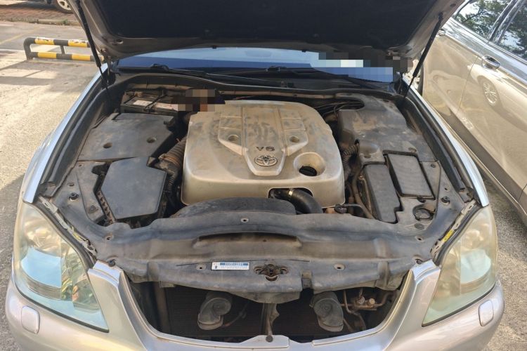 Used Toyota Crown 2007 2.5L Royal Special Edition Engine Bay