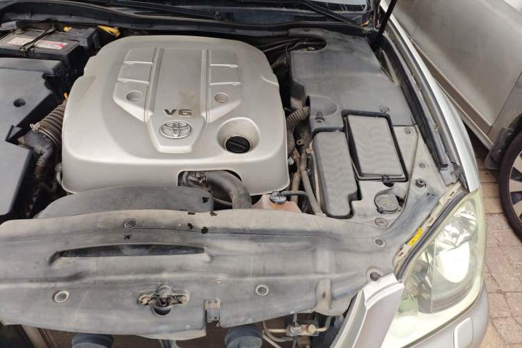 Used Toyota Crown 2007 3.0L Royal Saloon Navigation Engine Bay Left