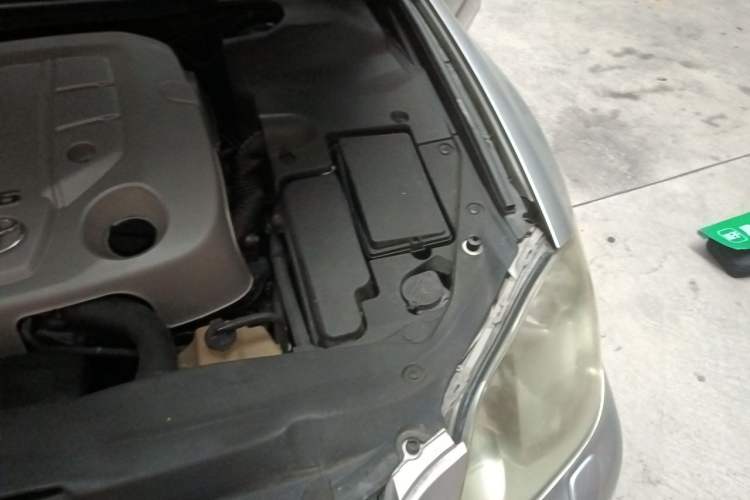 Used Toyota Crown 2007 2.5L Royal Genuine Leather Edition Engine Bay Left