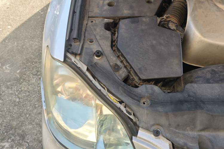 Used Toyota Crown 2007 2.5L Royal Special Edition Engine Bay Right