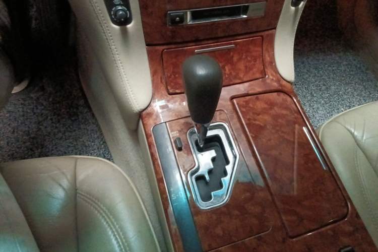 Used Toyota Crown 2007 2.5L Royal Genuine Leather Edition Gear Lever
