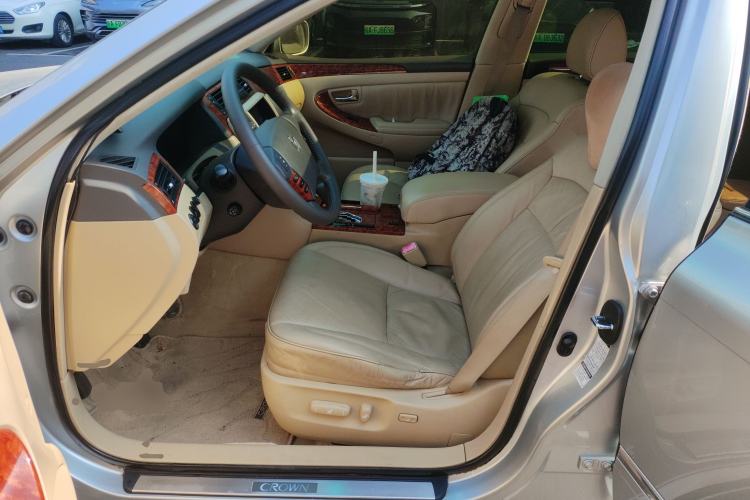 Used Toyota Crown 2007 2.5L Royal Special Edition Left Front Seat
