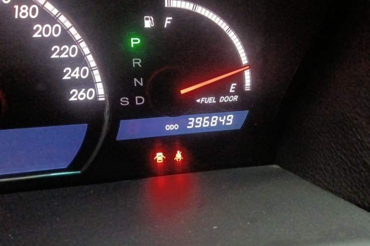 Used Toyota Crown 2007 2.5L Royal Genuine Leather Edition Odometer Close Up