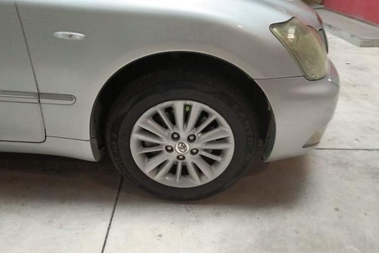 Used Toyota Crown 2007 2.5L Royal Genuine Leather Edition Right Front Wheel Hub
