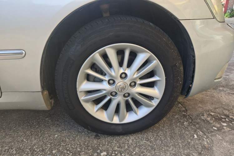 Used Toyota Crown 2007 2.5L Royal Special Edition Right Front Wheel Hub
