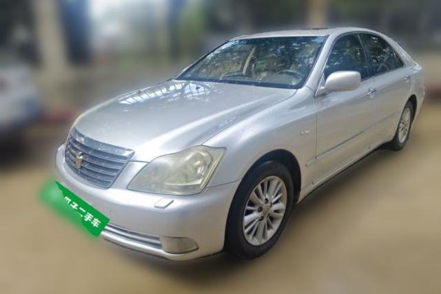 Ojetý Toyota Crown 2007 2.5L Royal Special Edition