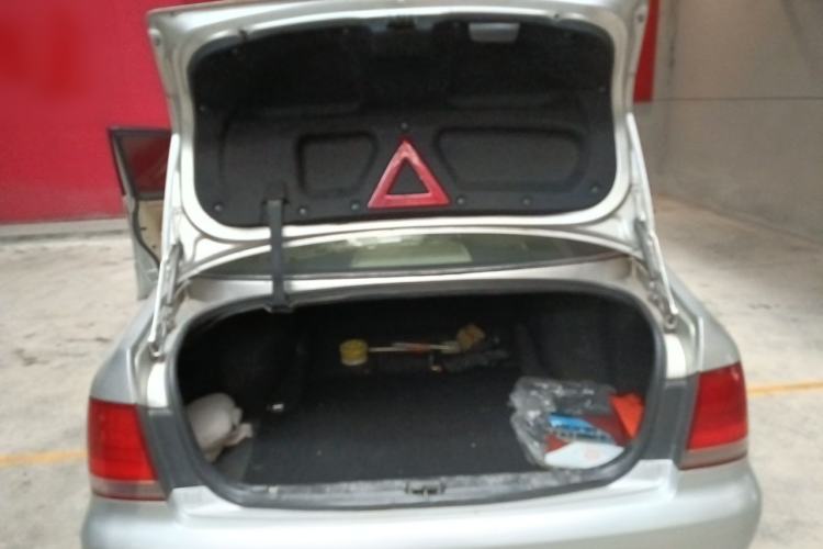 Used Toyota Crown 2007 2.5L Royal Genuine Leather Edition Trunk