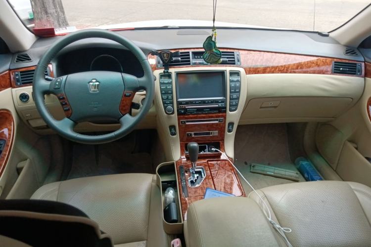 Used Toyota Crown 2007 2.5L Royal Special Edition Center Console