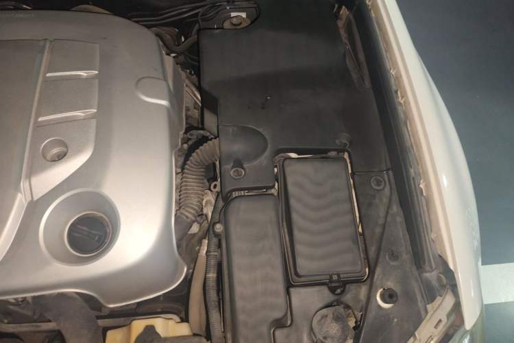Used Toyota Crown 2007 2.5L Royal Navigation Edition Engine Bay Left
