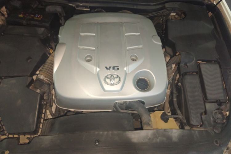 Used Toyota Crown 2007 2.5L Royal Navigation Edition Engine Bay