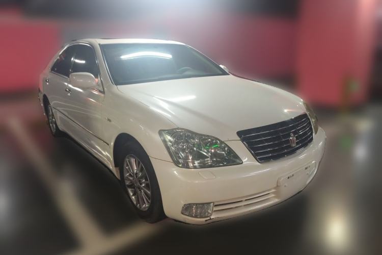 Used Toyota Crown 2007 2.5L Royal Navigation Edition Front Right 45 Deg