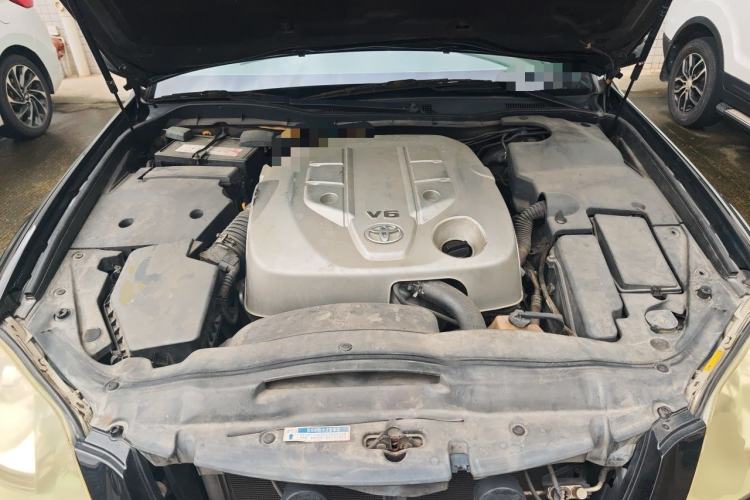 Used Toyota Crown 2008 2.5L 5th Anniversary Edition Engine Bay