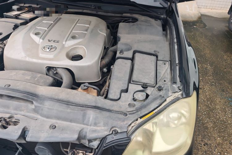 Used Toyota Crown 2008 2.5L 5th Anniversary Edition Engine Bay Left