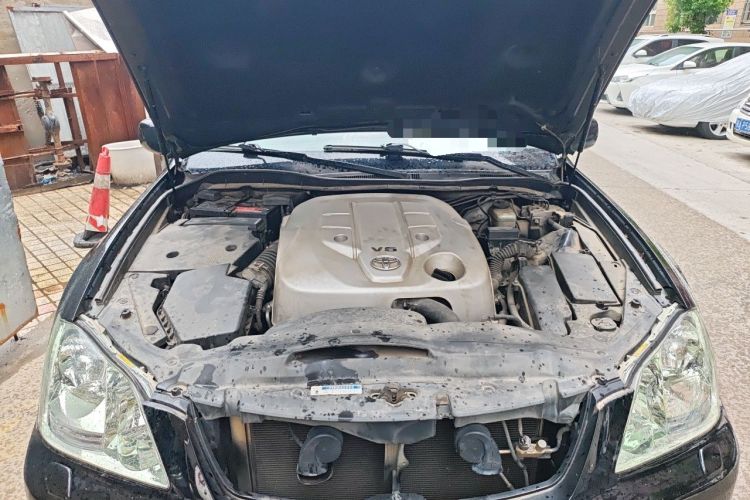 Used Toyota Crown 2008 2.5L 5th Anniversary Edition Engine Bay