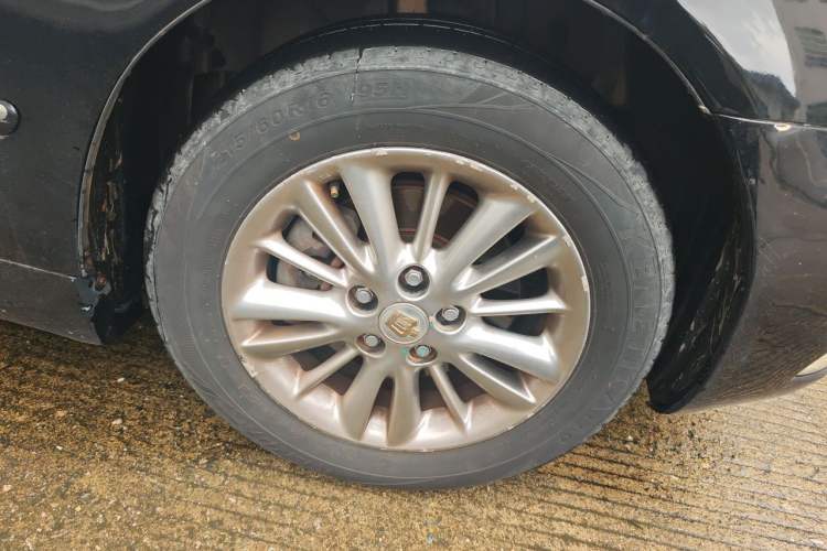Used Toyota Crown 2008 2.5L 5th Anniversary Edition Right Front Wheel Hub