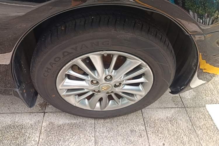 Used Toyota Crown 2008 2.5L 5th Anniversary Edition Right Front Wheel Hub