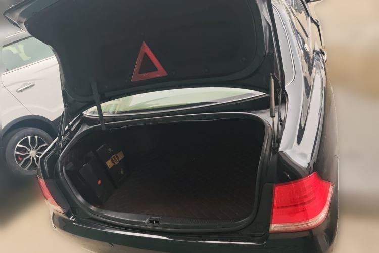 Used Toyota Crown 2008 2.5L 5th Anniversary Edition Trunk