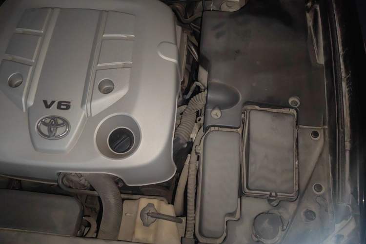 Used Toyota Crown 2009 2.5L Royal Special Reinforced Edition Engine Bay Left