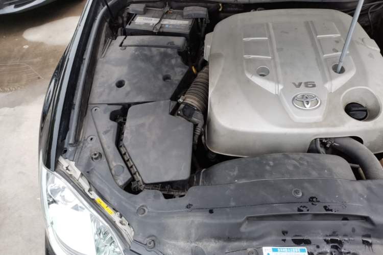 Used Toyota Crown 2009 2.5L Royal Special Reinforced Edition Engine Bay Right