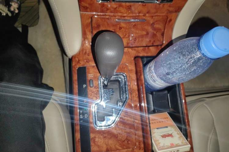 Used Toyota Crown 2009 2.5L Royal Special Reinforced Edition Gear Lever