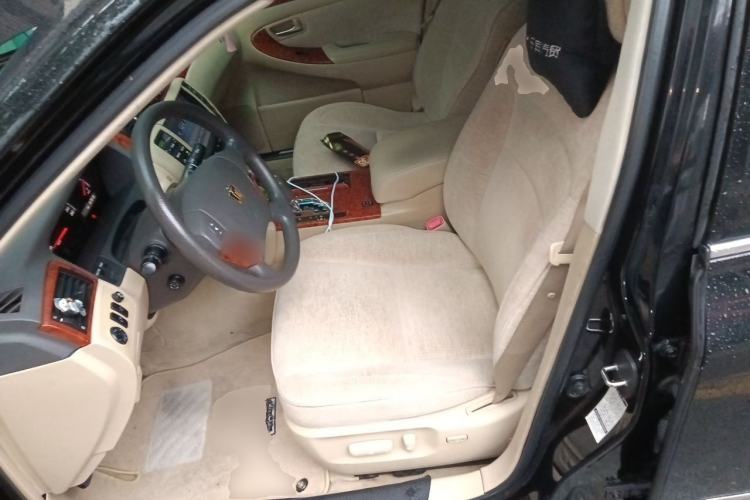 Used Toyota Crown  Left Front Seat