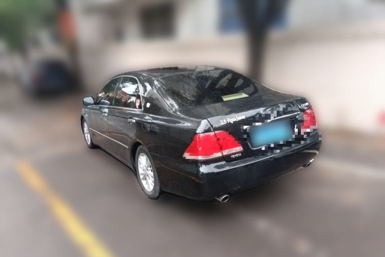 Used Toyota Crown  Rear Left 45 Deg