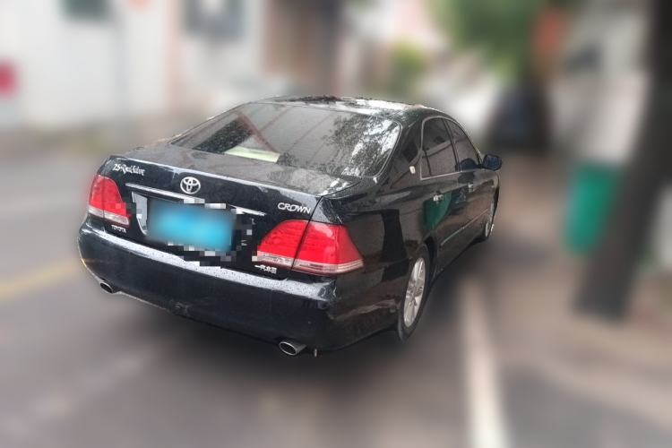 Used Toyota Crown  Rear Right 45 Deg
