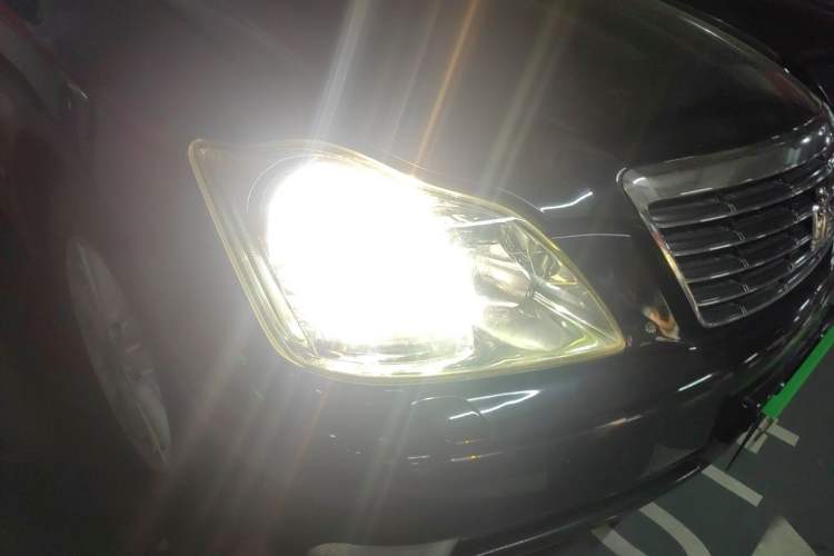 Used Toyota Crown 2009 2.5L Royal Special Reinforced Edition Right Front Headlight