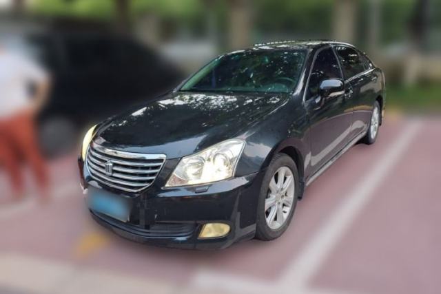Używany Toyota Crown 2010 3.0L Royal Saloon