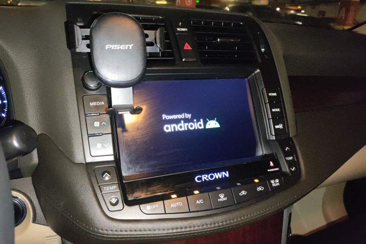 Used Toyota Crown 2010 2.5L Royal Leather Sunroof Edition Audio And AC Panel
