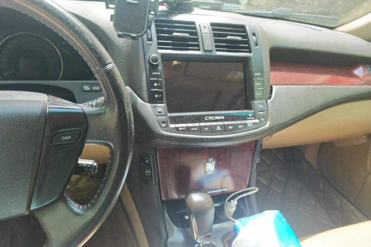 Used Toyota Crown 2010 2.5L Royal Audio And AC Panel