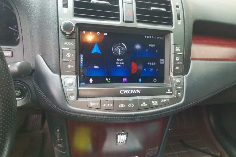 Used Toyota Crown 2010 2.5L Royal Leather Sunroof Edition Audio And AC Panel