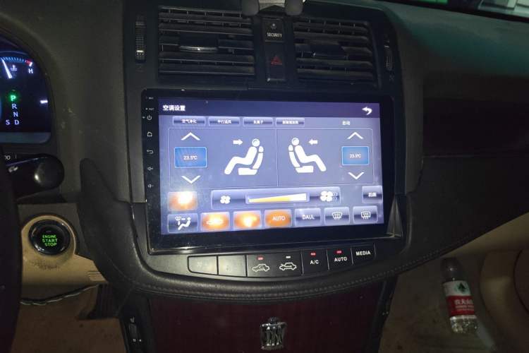 Used Toyota Crown 2010 3.0L Royal Genuine Leather Edition Audio And AC Panel