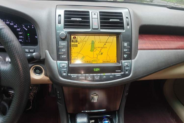 Used Toyota Crown 2010 2.5L Royal Leather Navigation Edition Audio And AC Panel
