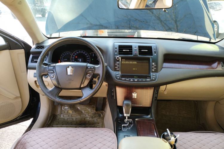 Used Toyota Crown 2010 2.5L Royal Leather Navigation Edition Center Console