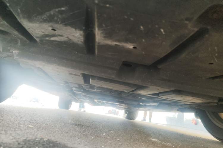 Used Toyota Crown 2010 2.5L Royal Chassis Front